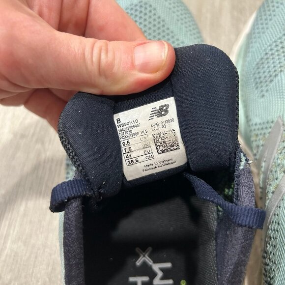 New Balance 880 Fresh Foam Light Blue Running Athletic Shoes Women's Size 9.5 - Picture 6 of 6